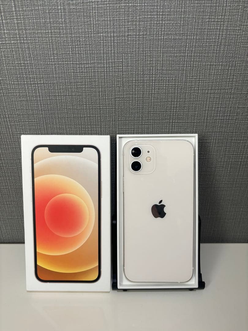 【美品】iPhone12 64GB SIMフリー ホワイト 電池残量73%