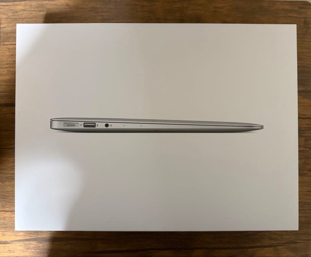 Apple MacBook Air 13インチ 2017年モデル バッテリー不良