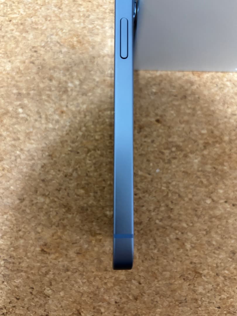 iPhone 14 128GB 超美品 ブルー ※ガラスケース付き