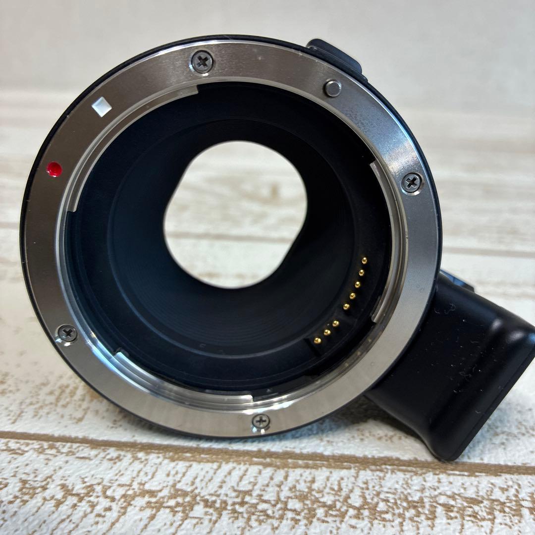 Canon EOS ミラーレスカメラ レッド 2本レンズ付き