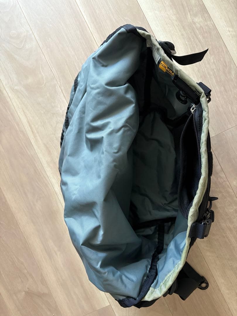 PAC DESIGNS メッセンジャーバッグ オリーブグリーン