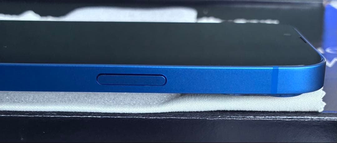 iPhone13 128gb SIMフリー 未使用に近い