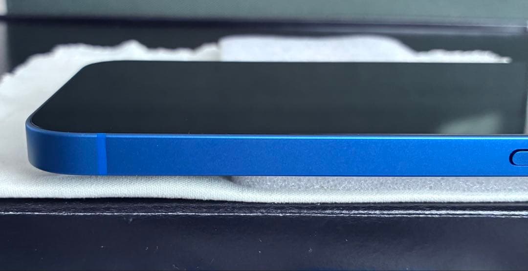 iPhone13 128gb SIMフリー 未使用に近い