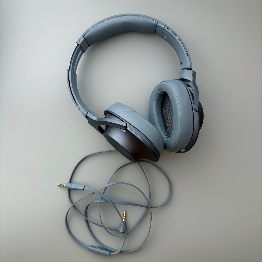 ワイヤレスヘッドホン SONYハイレゾ対応ヘッドホンh.ear on 2