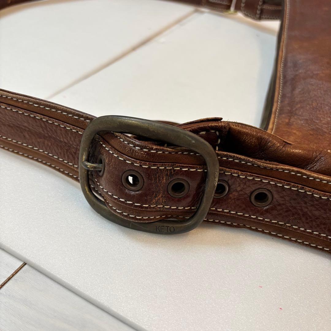 【希少】KETO レザー 斜め掛け ショルダーバック コンチョ　ブラウン　茶色