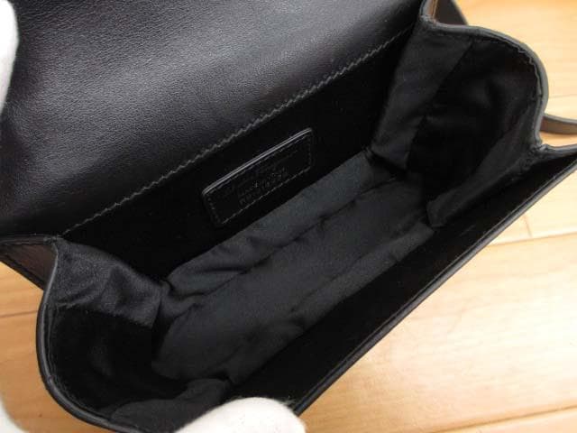 美品 フェラガモ 21G659 ヴァラ VARA ボウ BOW ショルダーバッグ