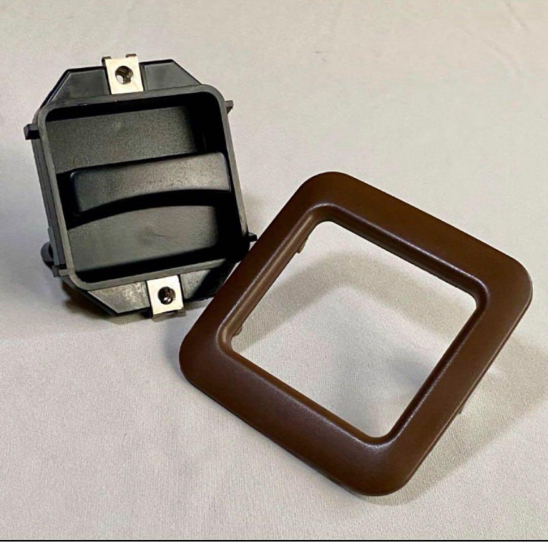 r*o様 ボルボ240 純正 新品 セカンドシートラッチ ・ ラッチフレーム セ