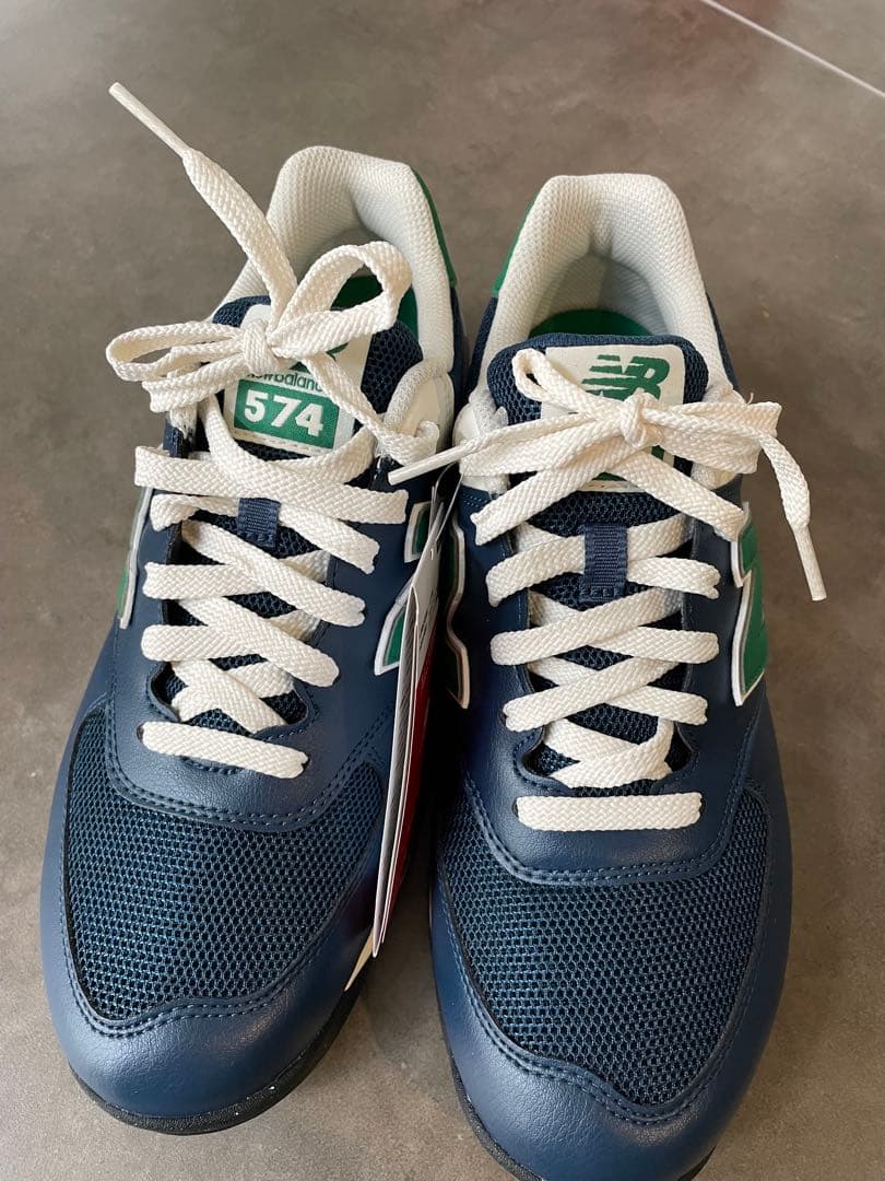 new balanceシューズ　新品未使用　24cm