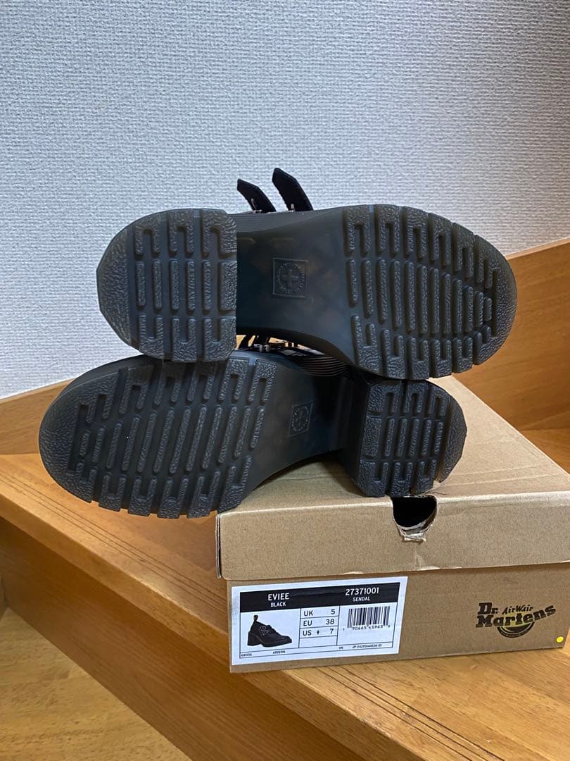 Dr. Martens Eviee ブラック ハイヒール UK5