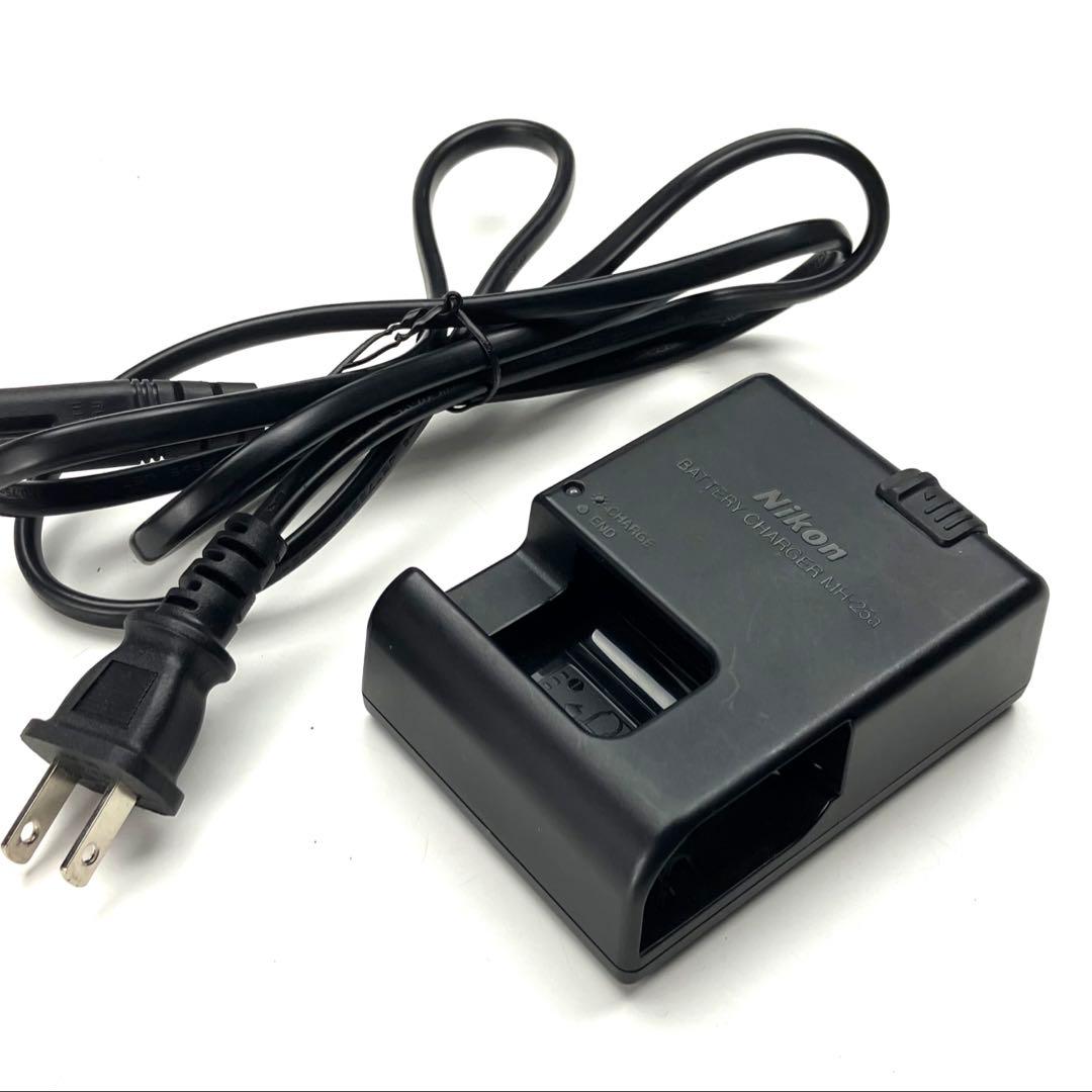 Nikon Z6 ミラーレスカメラ 本体　付属品多数