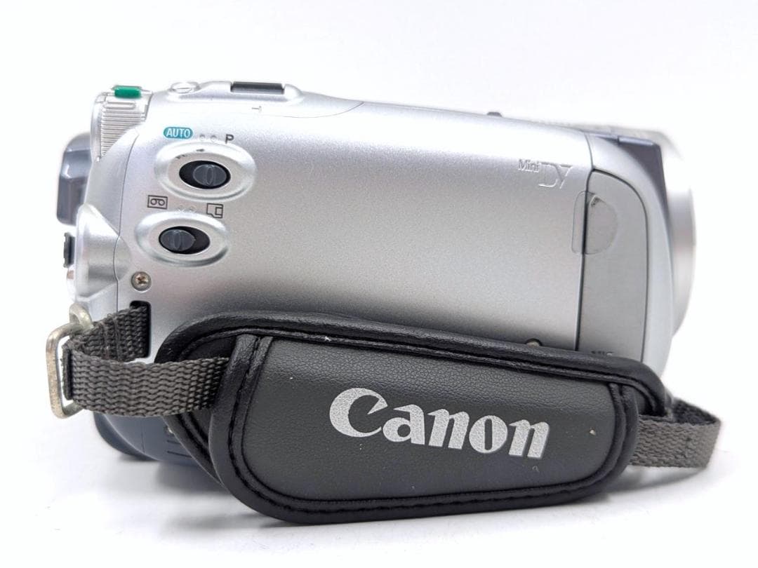 miniDVのダビングに！ Canon ビデオカメラ iVIS HV20 01