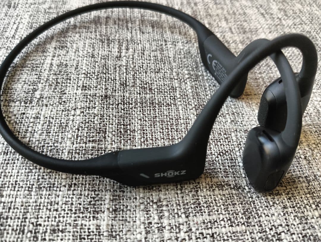 大幅値下げ！Shokz Open Run Pro S810 ワイヤレスイヤホン