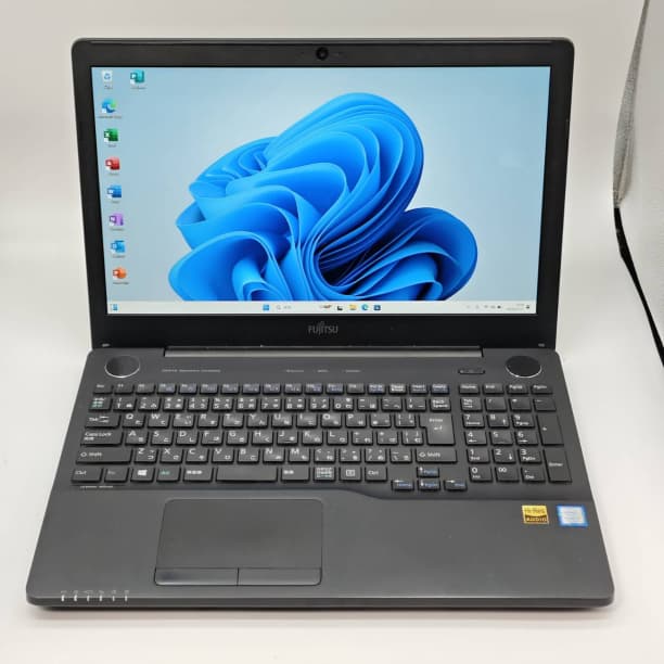 SSD1TB フルHD 15 富士通 i7-7700HQ 16GB オフィス 黒