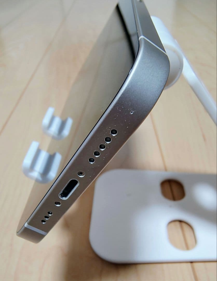 iPhone13 128GB バッテリー89%