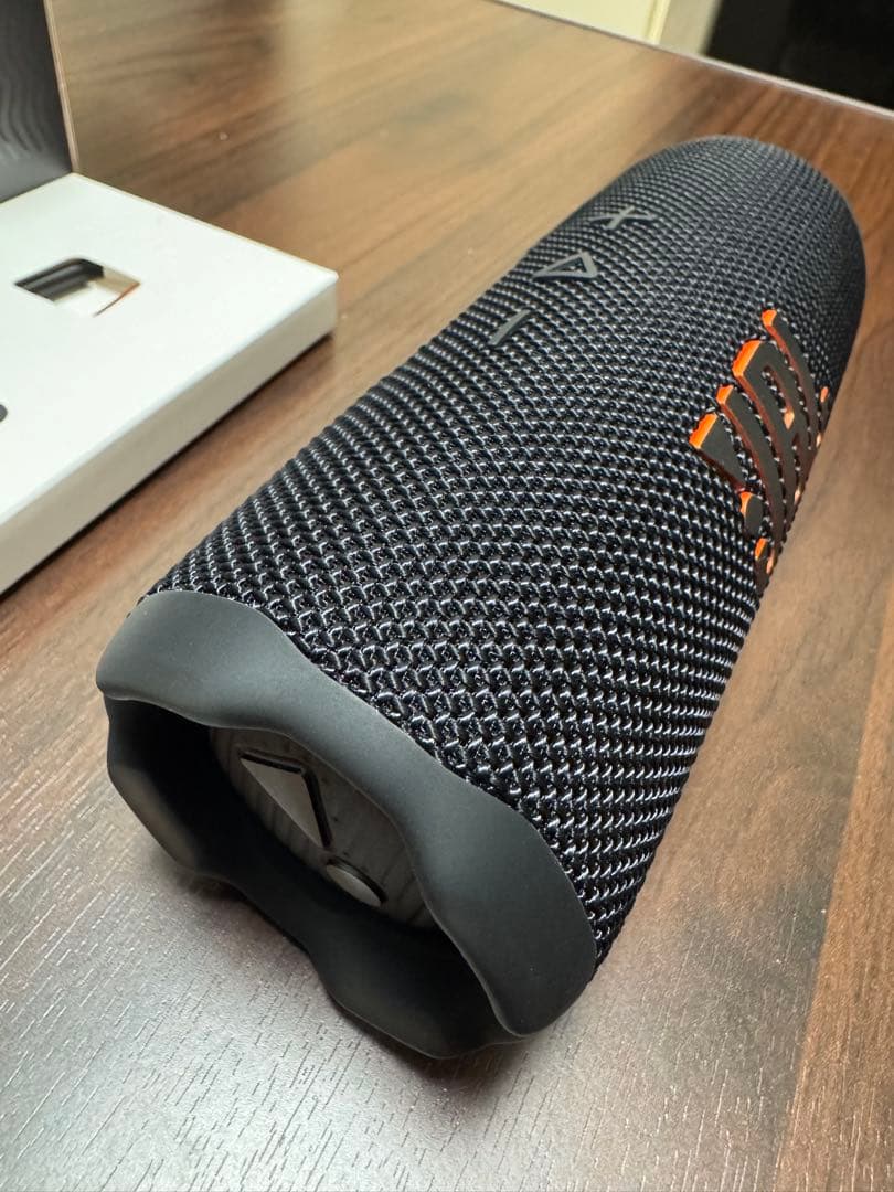 JBL FLIP7 ブラック ワイヤレススピーカー