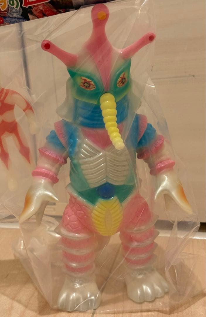 M1号 蓄光版 ヒッポリト星人 鵜川薫氏 彩色デザイン