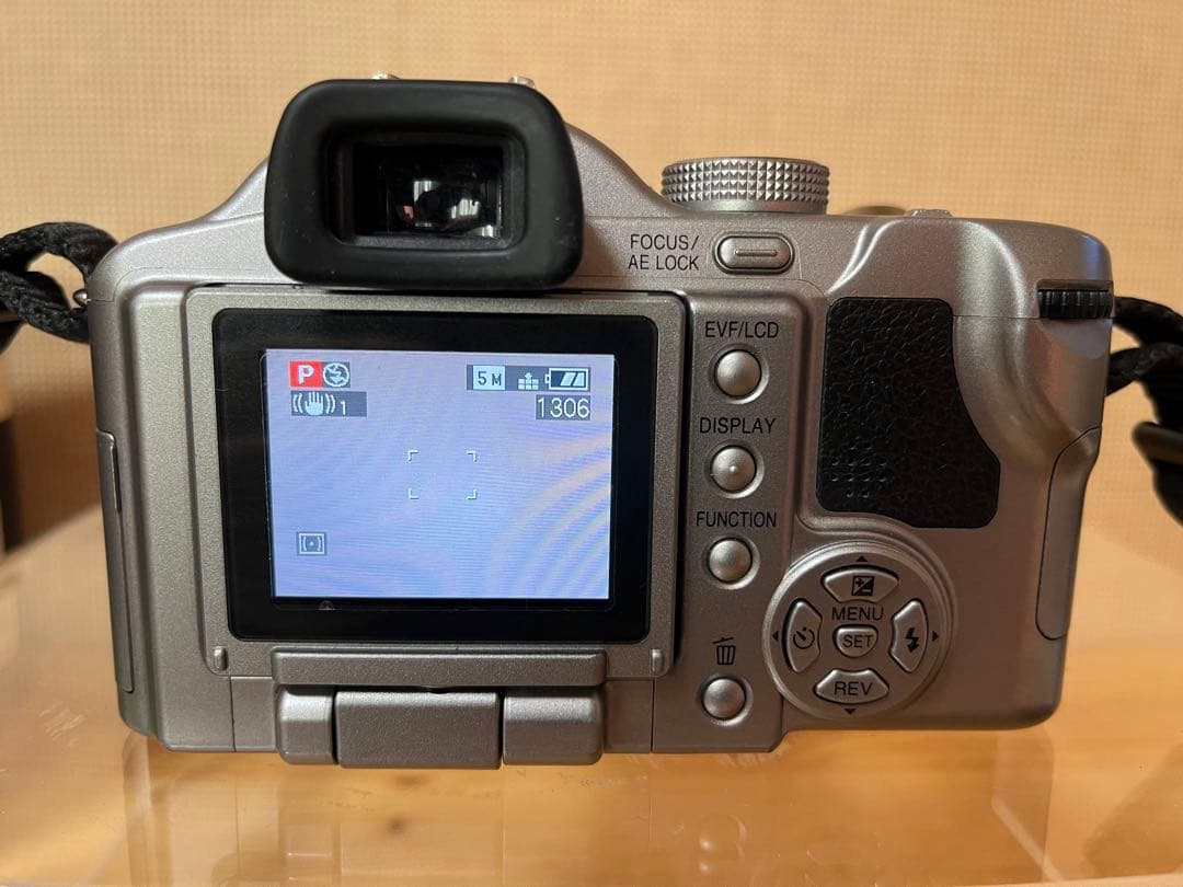 a445/美品★Panasonic LUMIX DMC-FZ50 デジタルカメラ