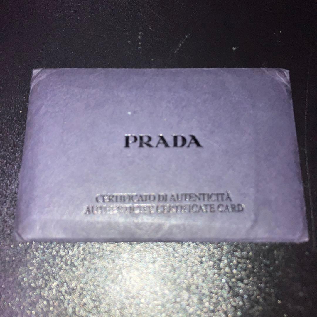 PRADA リュック　三角ロゴプレート　ワインレッド　正規店購入　ギャランティ付