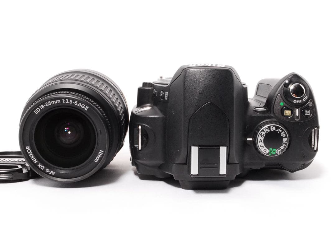 ❤️おまけ多数❤️Nikon D40❤️一眼レフデビューに❤️スマホ転送❤️初心者セット❤️