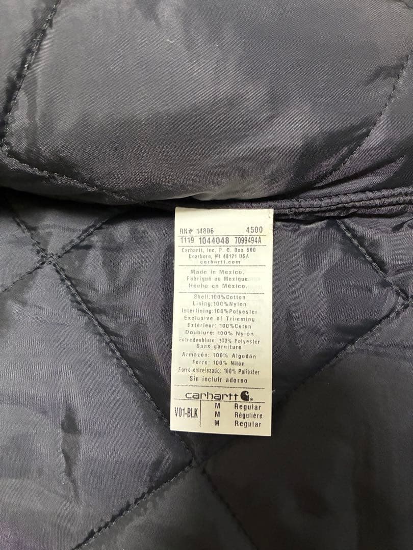 Carhartt ダックベスト／Mサイズ（V01-BLK)