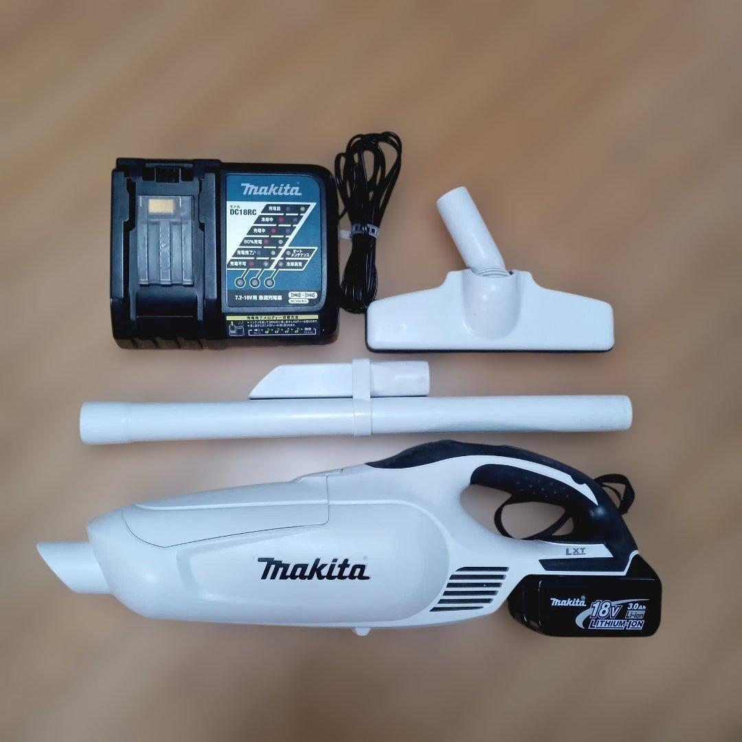 マキタ18V充電式クリーナCL182FD純正バッテリー、純正急速充電器付