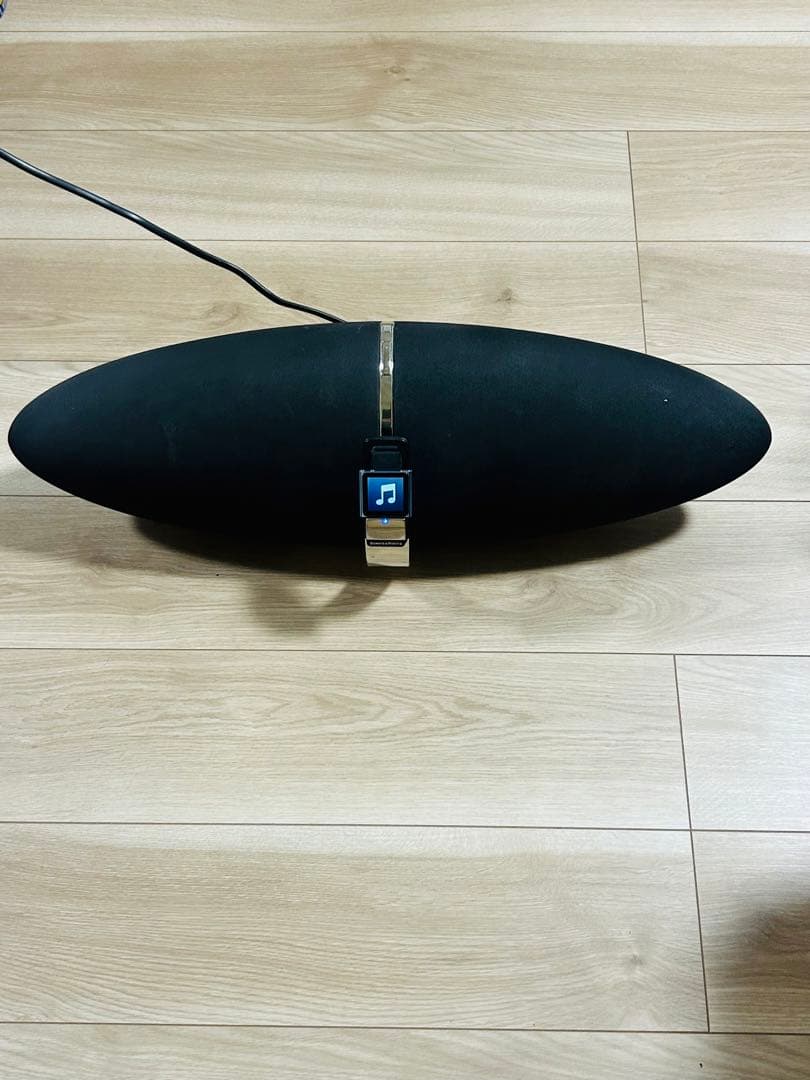 Bowers & Wilkins Zeppelin スピーカー