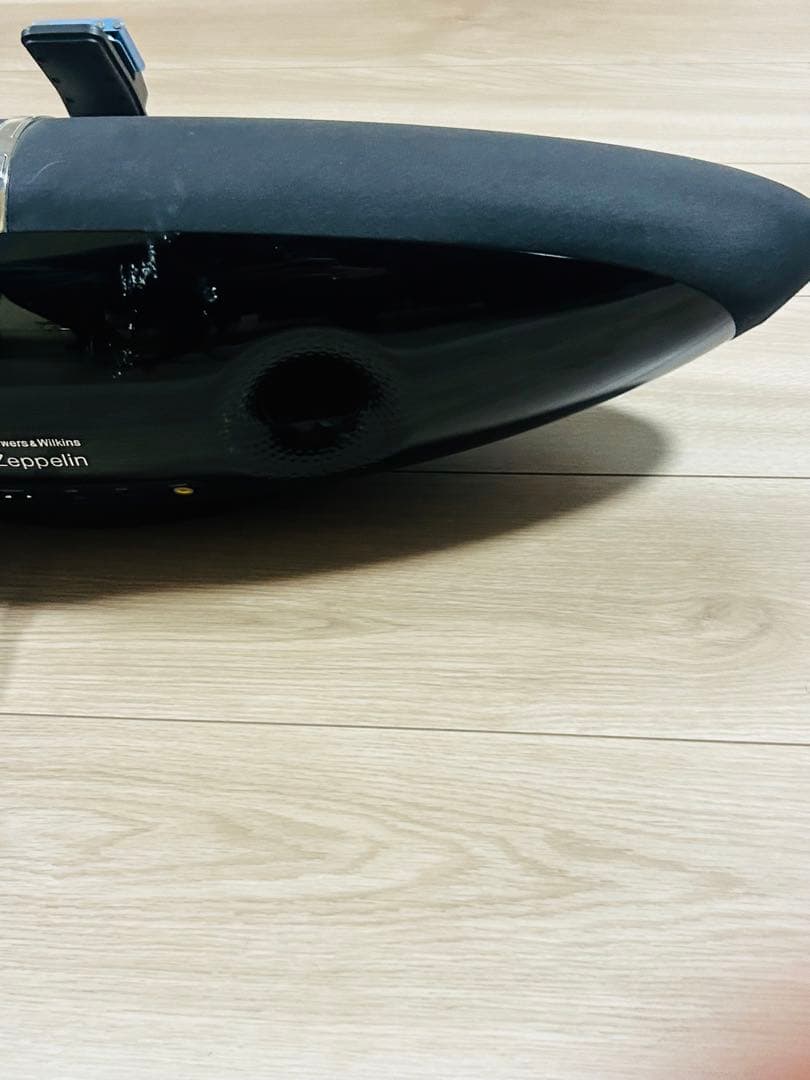Bowers & Wilkins Zeppelin スピーカー