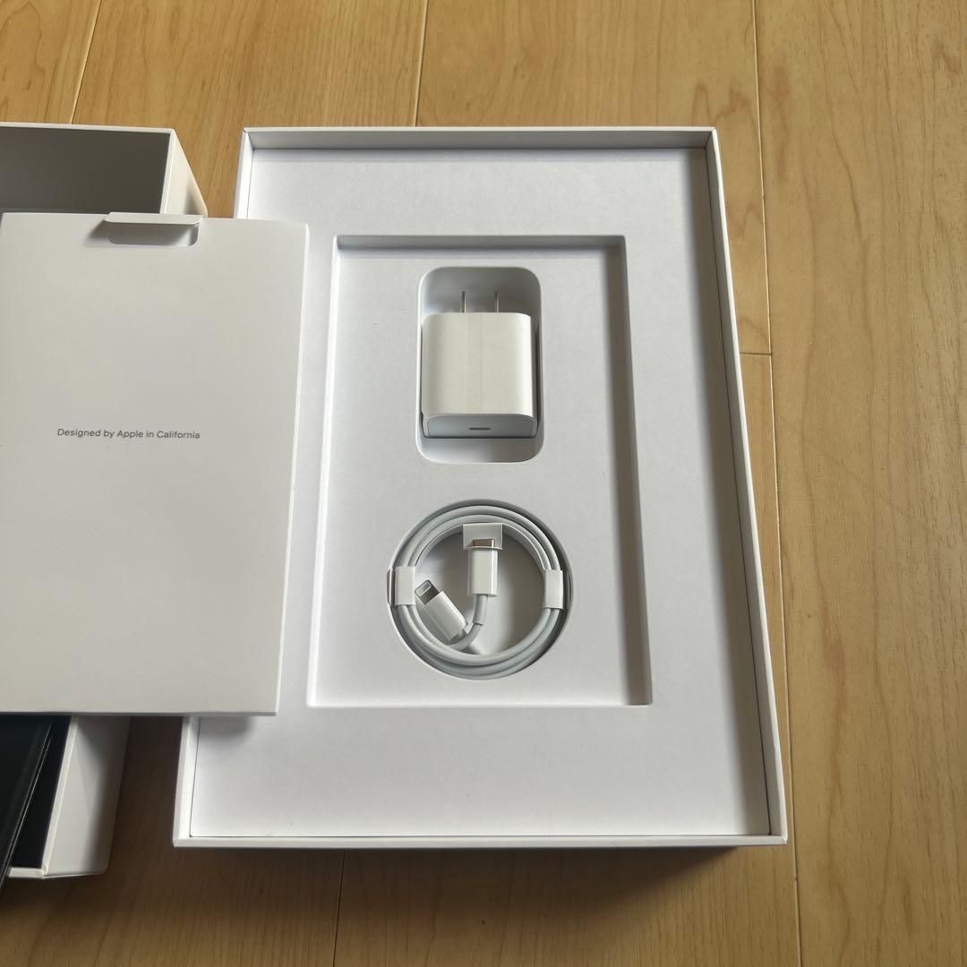 iPad 8th Generation Wi-Fi 32GB シルバー