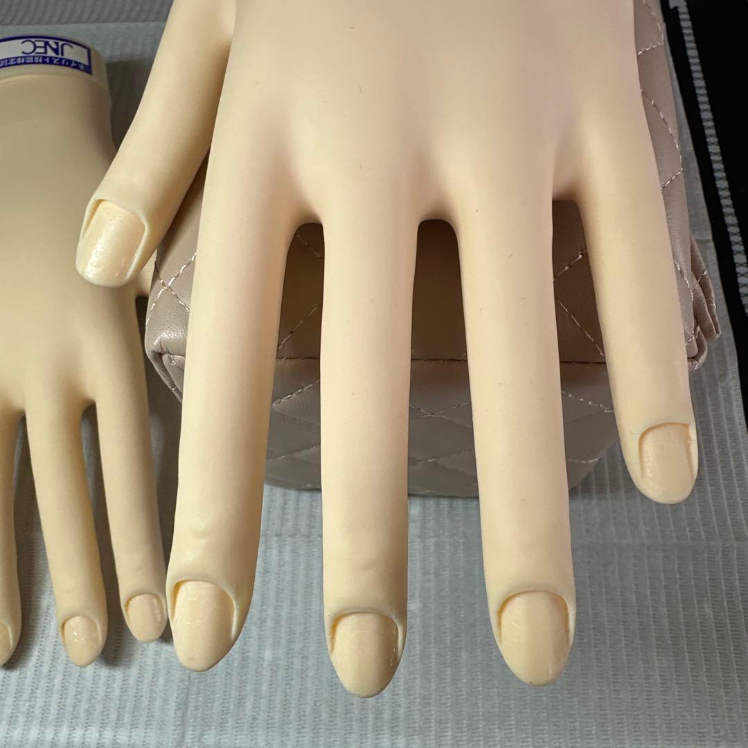 《骨折なし》JNEC認定モデルハンド写真4枚目おまけ付き