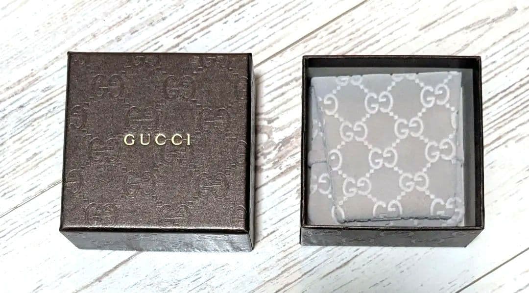 GUCCI 型ペンダントネックレス