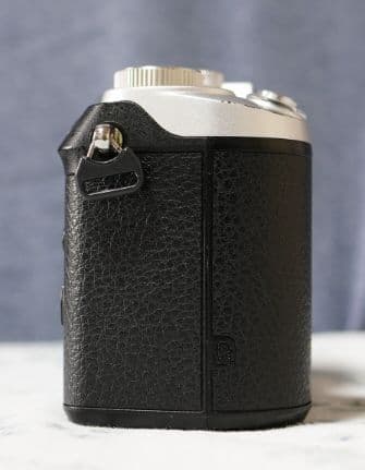 Panasonic DMC-GX8 ミラーレス一眼カメラ