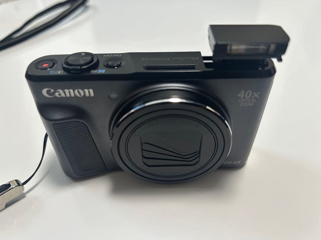 美品　Canon PowerShot SX720 HS デジカメ　ブラック