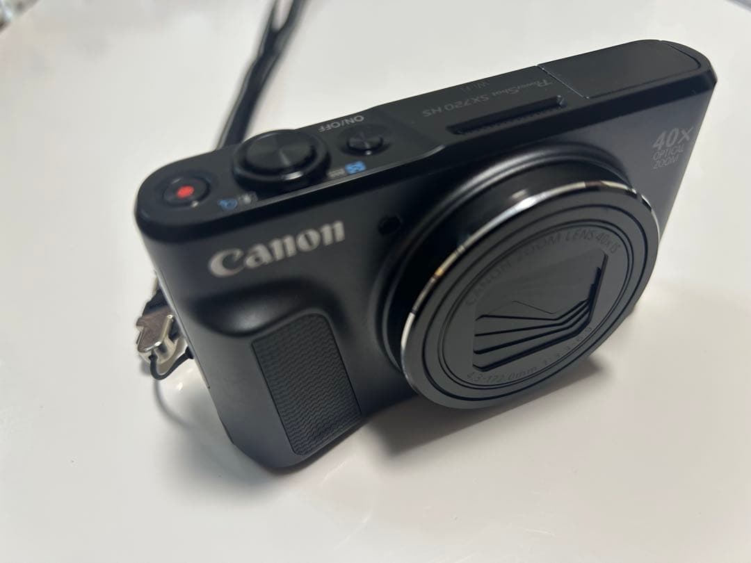 美品　Canon PowerShot SX720 HS デジカメ　ブラック