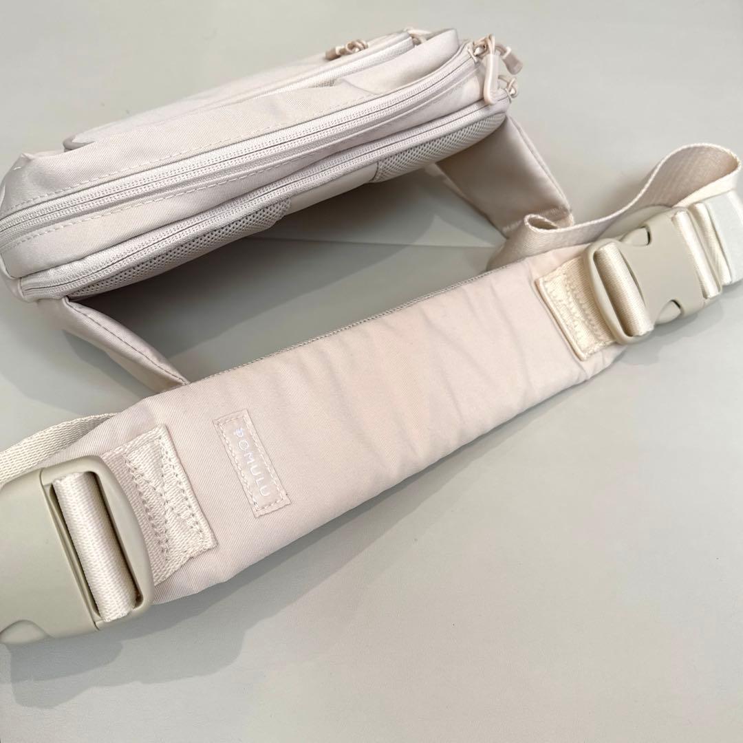 【ほぼ未使用・美品】POMULU ヒップシート アイボリー