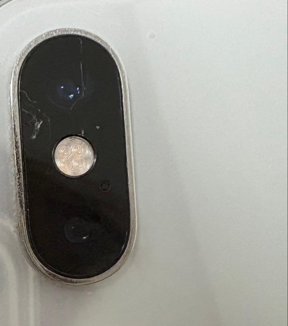 Apple iPhone Xsシルバー 本体 256GB