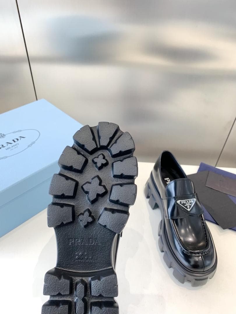 ✨極美品PRADA ブラック メリージェーン厚底シューズ♡23