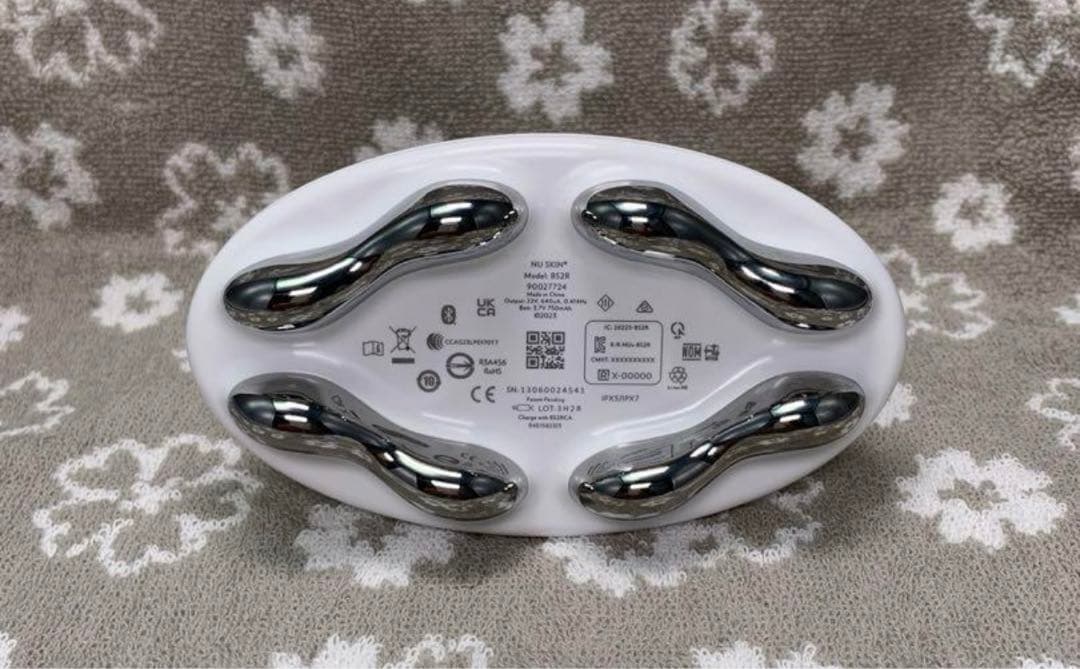 一回使用 ニュースキン ウェルスパ iO（セラム・ジェルのセット）