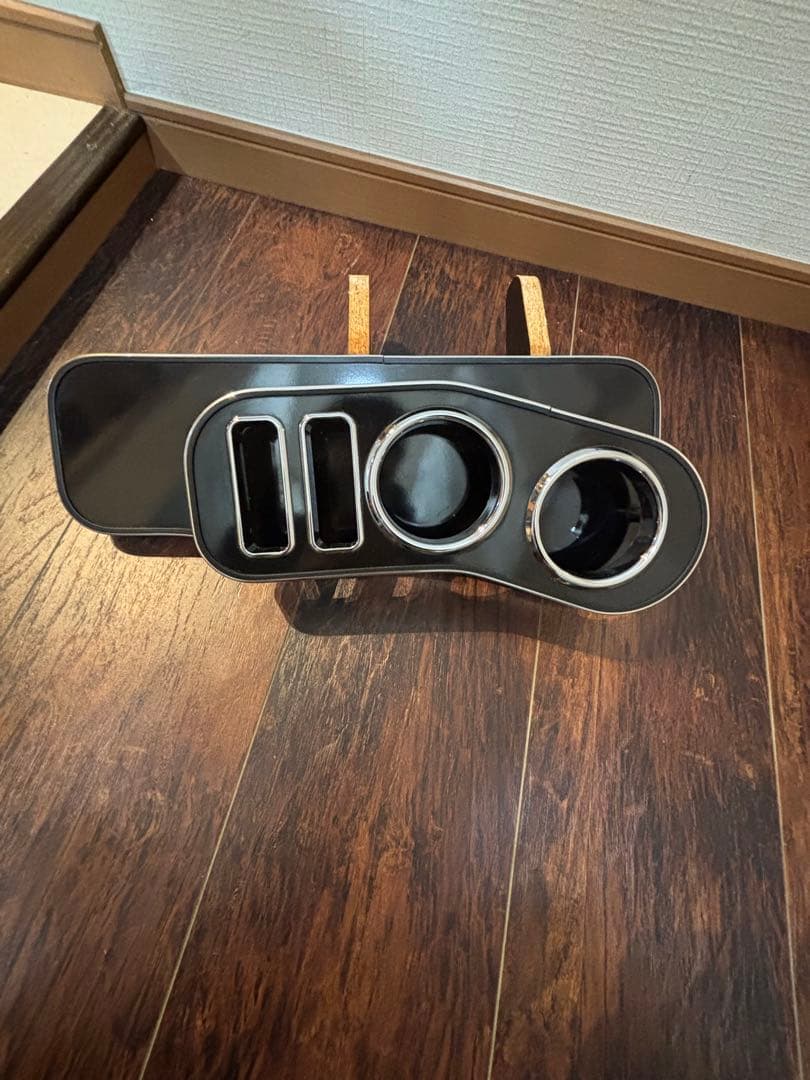 タントカスタムla600センターコンソールトリム ブラック