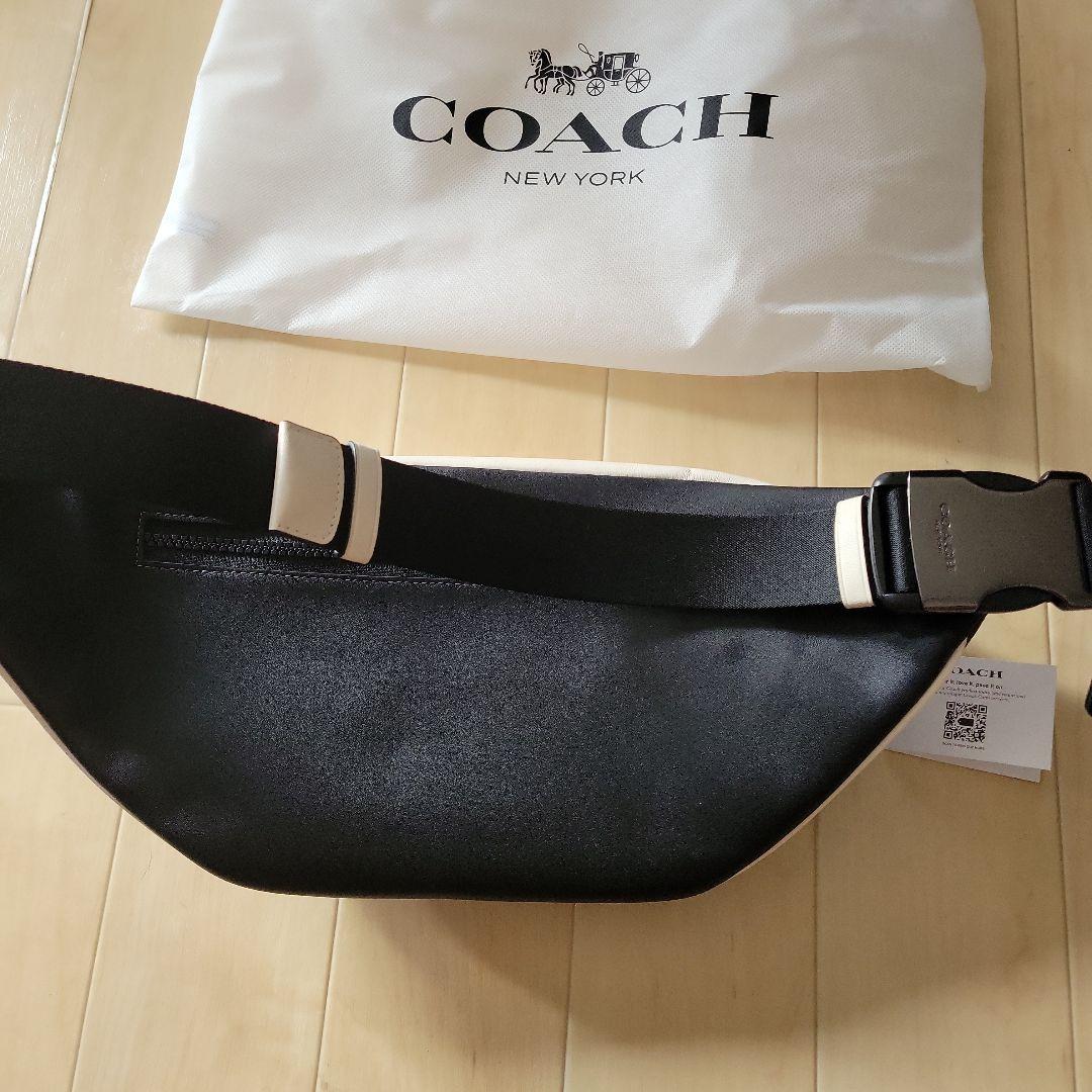 COACH ボディバッグ ブラウン・ホワイト