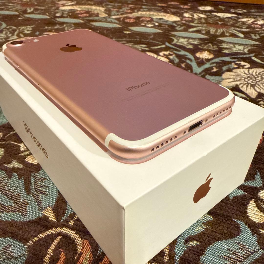 Apple iPhone 7 ローズゴールド 32GB ＊箱付き、一部付属品あり