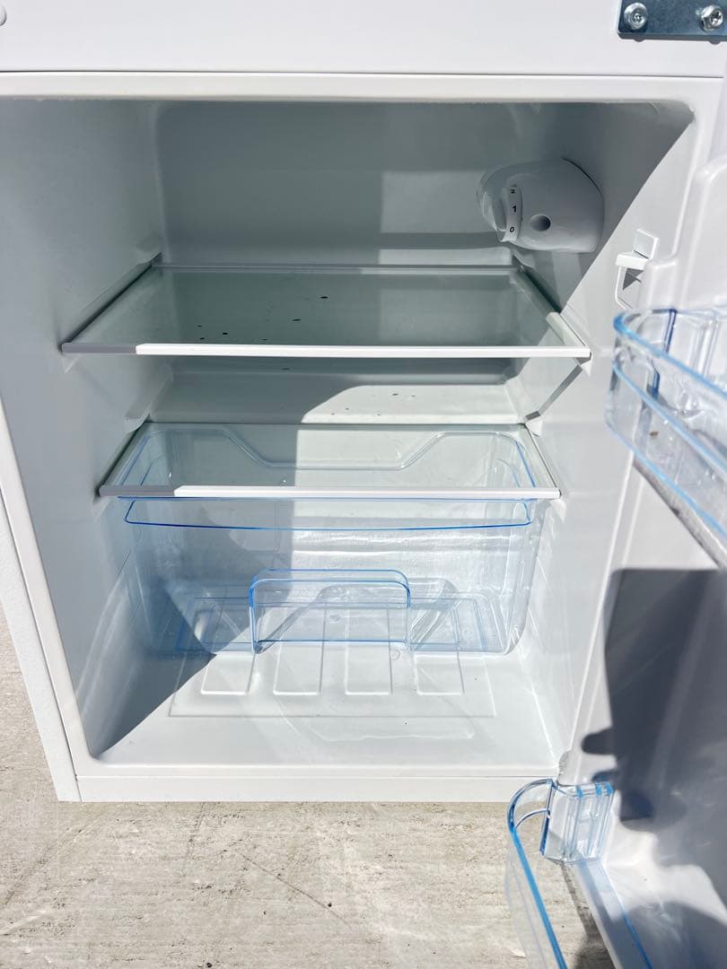 SAMKYO 2ドア冷蔵庫 ホワイト 型番：GU90 容量：95L 2021年