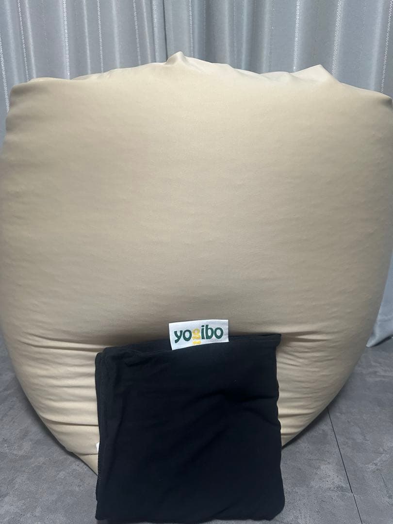 yoibo miniヨギボー　黒　ビーズクッション