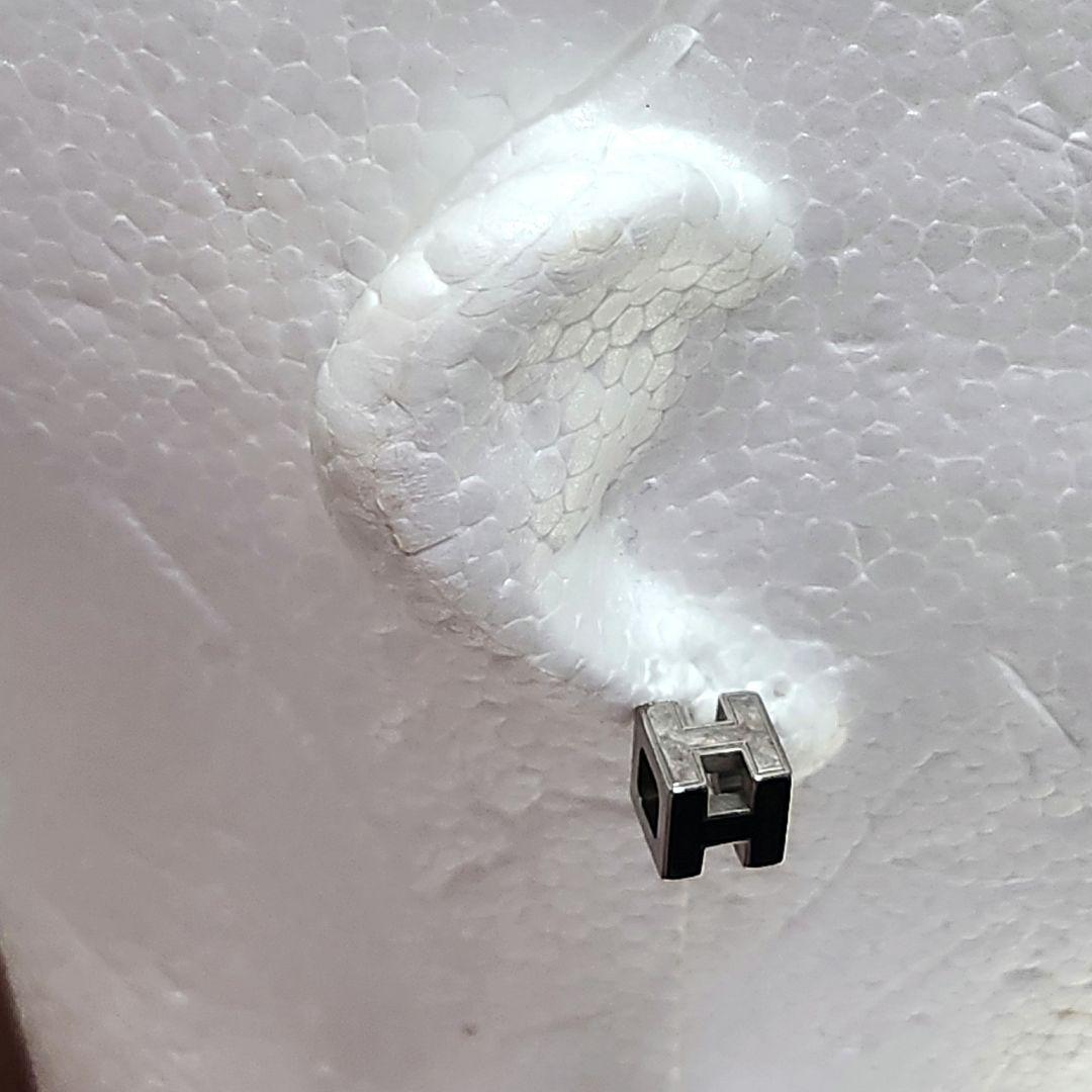 HERMES カージュド アッシュH CAGE'D H ピアス 片耳 ブラック