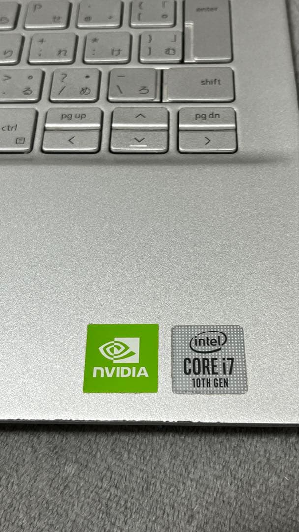 DELL ノートPC Intel Core i7 10th Gen 1TB