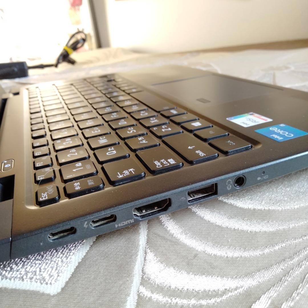 東芝 13inch 1920*1080 11世代 i5 256G SSD G83