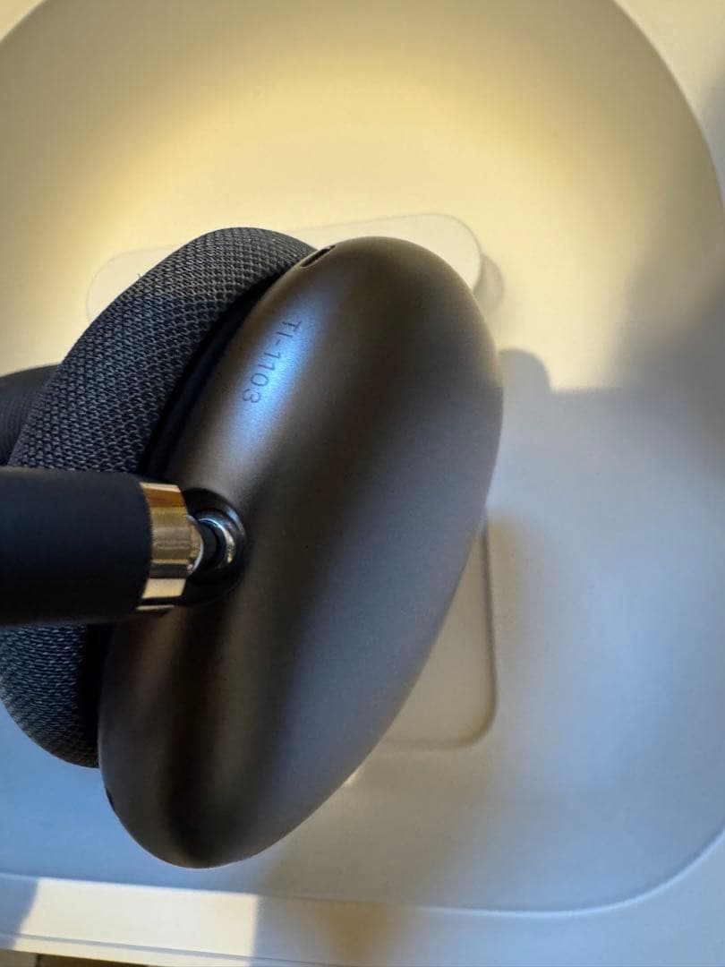 Apple AirPods Max スペースグレー　カバー、ケース付き