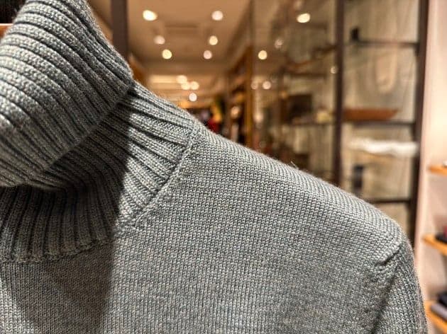 最終価格 “Drumohr Turtleneck Knit – Gray”