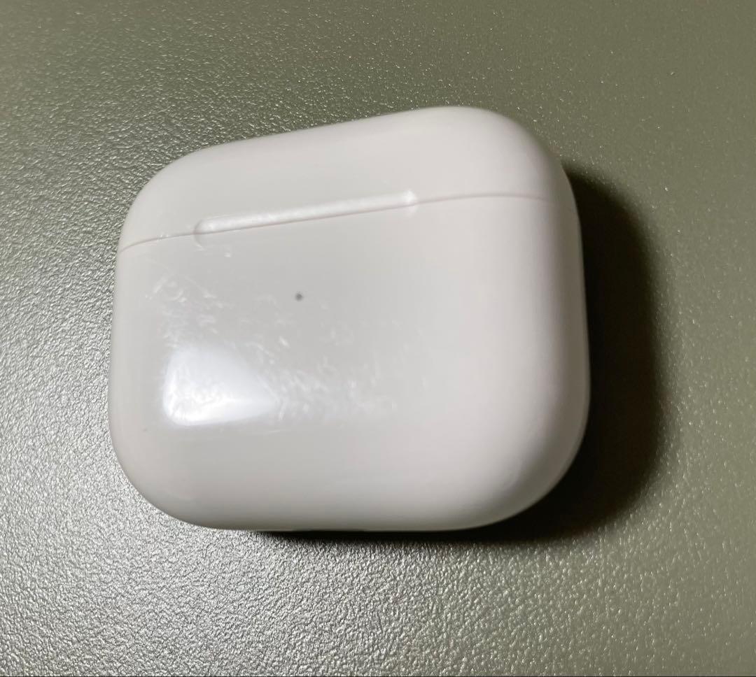 MagSafe充電ケース付きAirPods（第3世代）