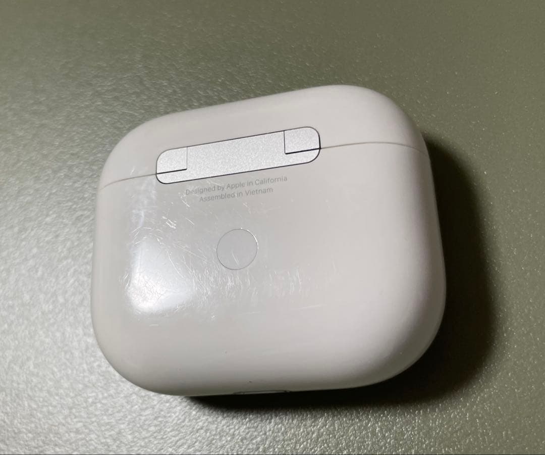 MagSafe充電ケース付きAirPods（第3世代）