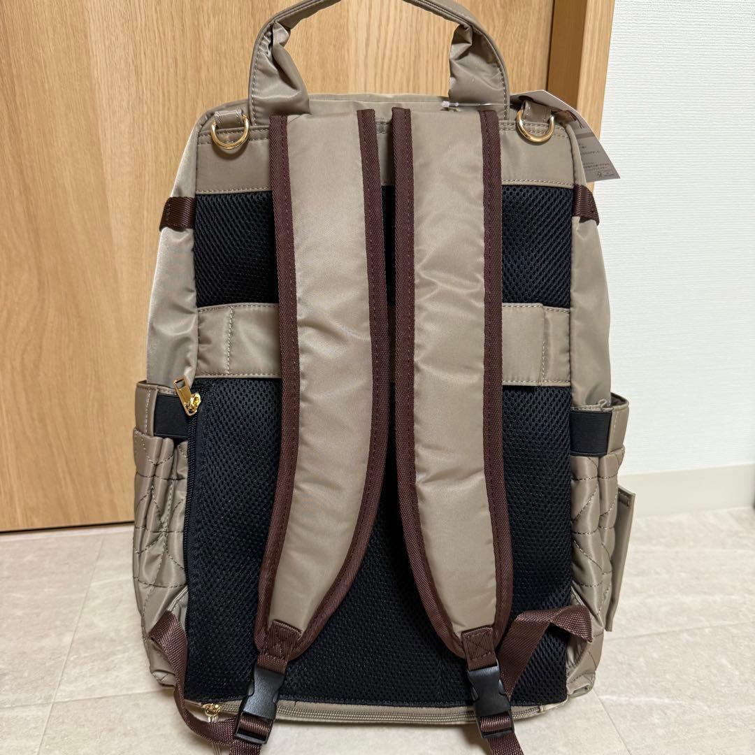 しまむら　MUMU 多機能リュック　マザーズバック　ベージュ　保冷機能付き